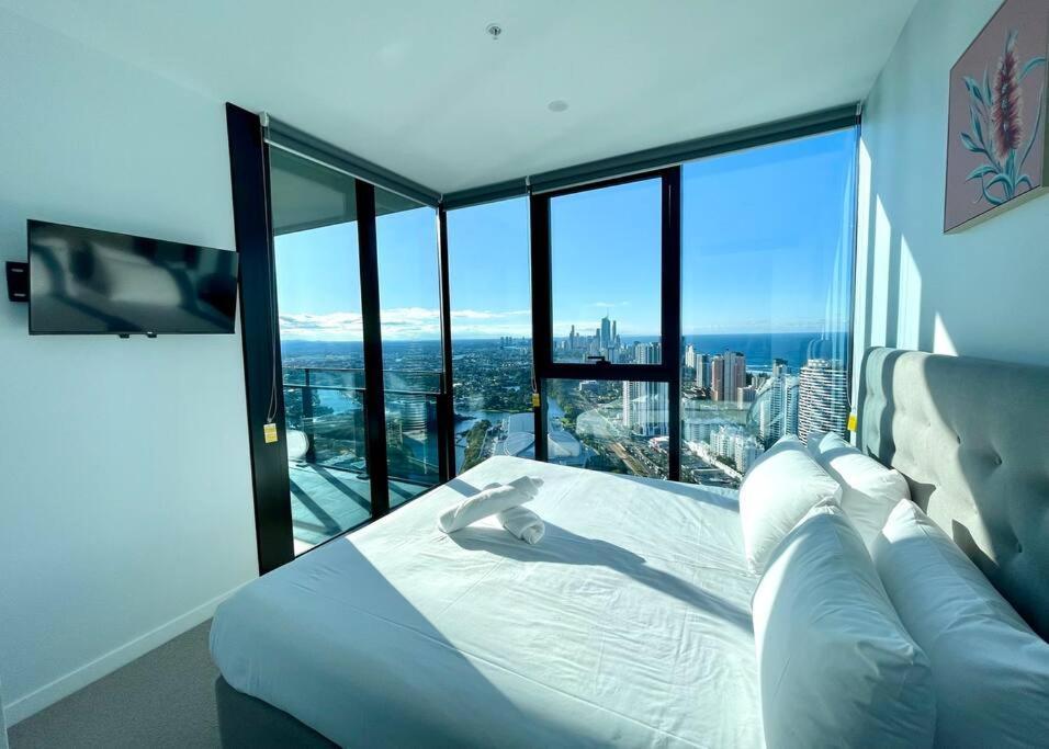 골드코스트 Stunning Oceanview 2Br In The Heart Of Broadbeach 44F 아파트 외부 사진